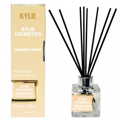 Аромадиффузор Kylie Cosmetics Caramel Cloud Brand Collection 85 мл