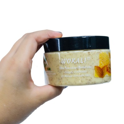 Скраб для тіла Wokali Honey + Almond Body Scrub з екстрактом мигдалю і меду WKL153 300 мл